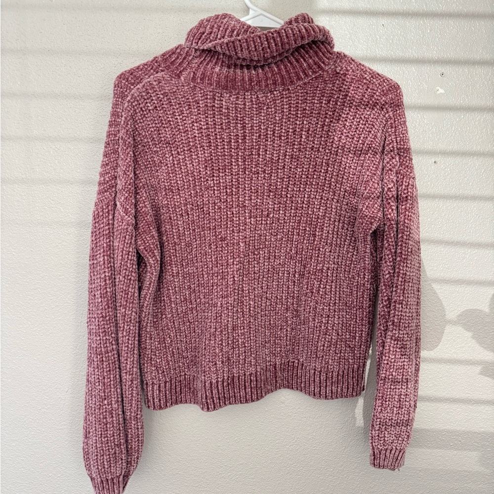 SUPER SOFT TURTLENECK SWEATER